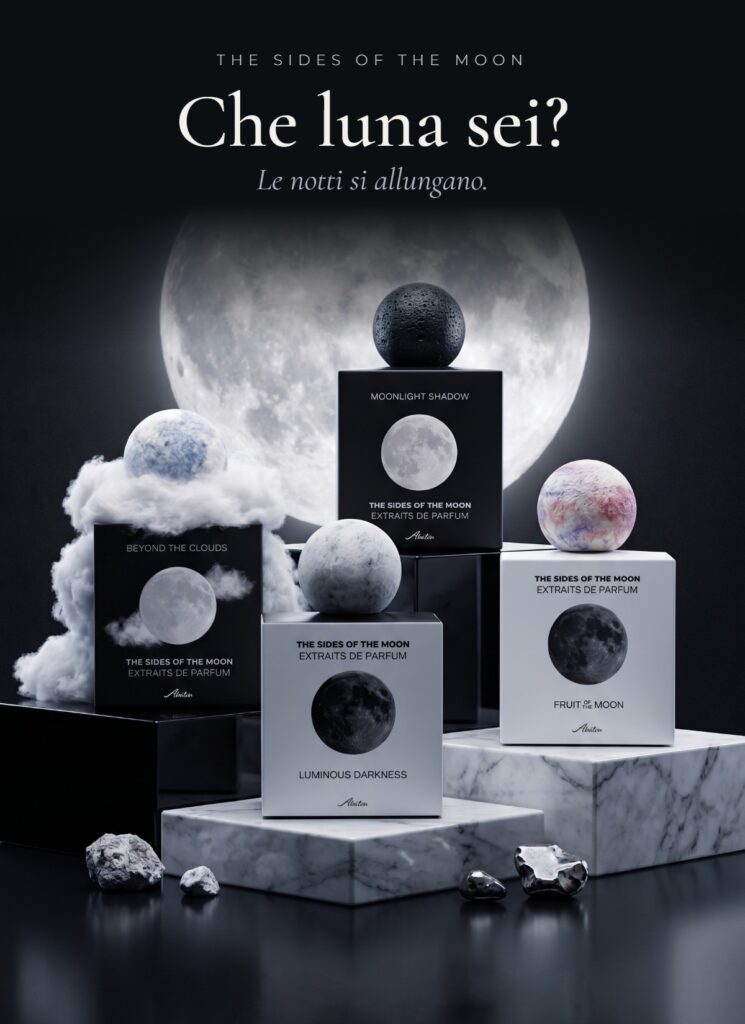 Le quattro lune di The Sides of the Moon sotto la luna piena